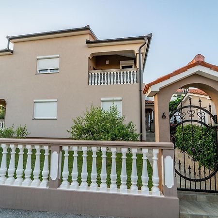 Apartment Suncica Пула Экстерьер фото