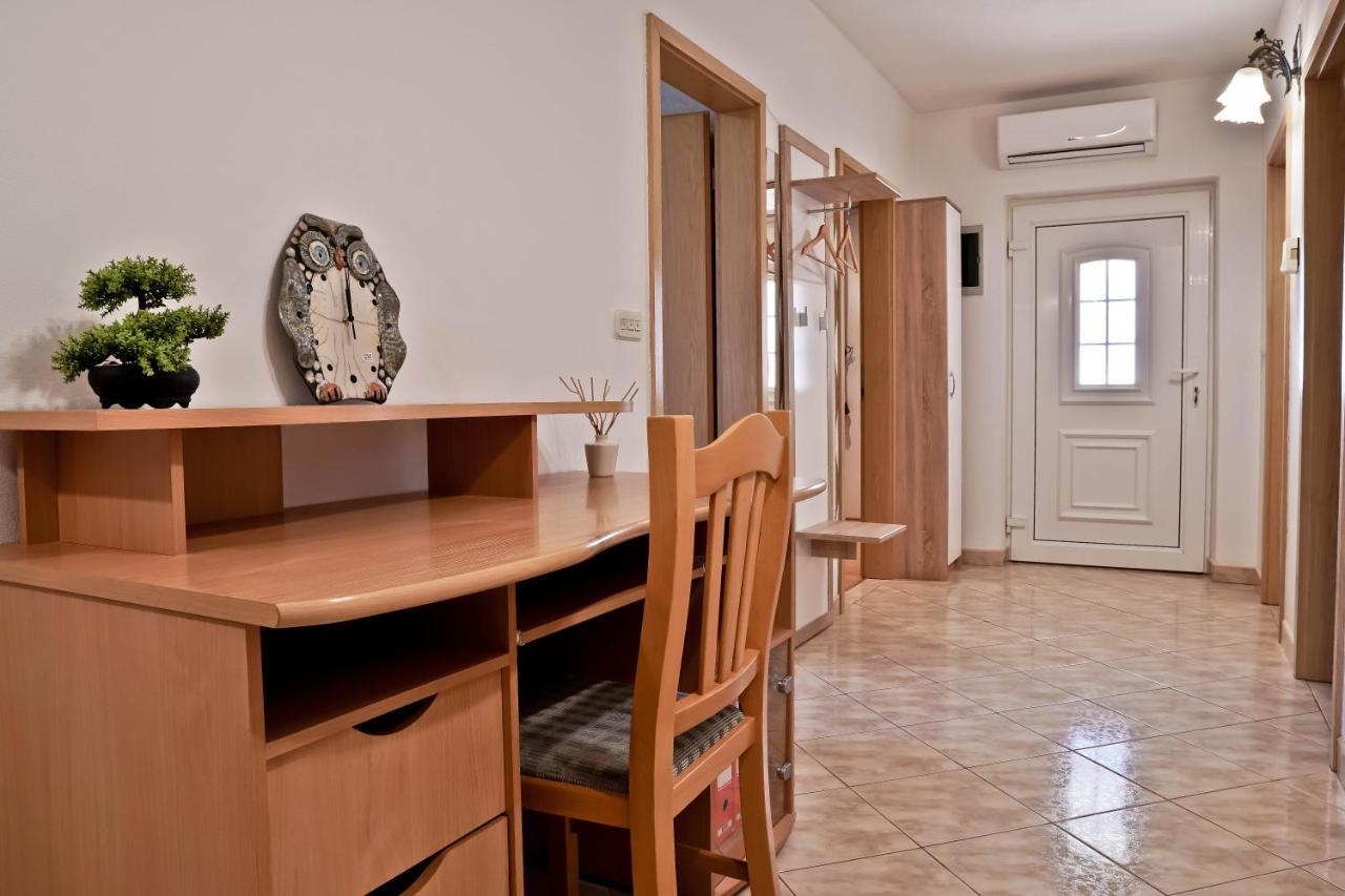 Apartment Suncica Пула Экстерьер фото